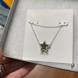 Kendra Scott necklace